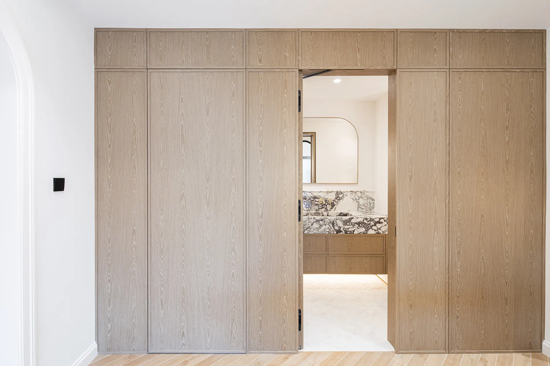 Woodworks Carpentry Services In Dubai | Custom Woodwork Dubai